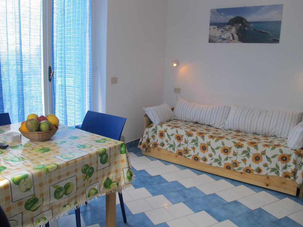 Aparthotel Villa Marinu Forio  Exterior photo