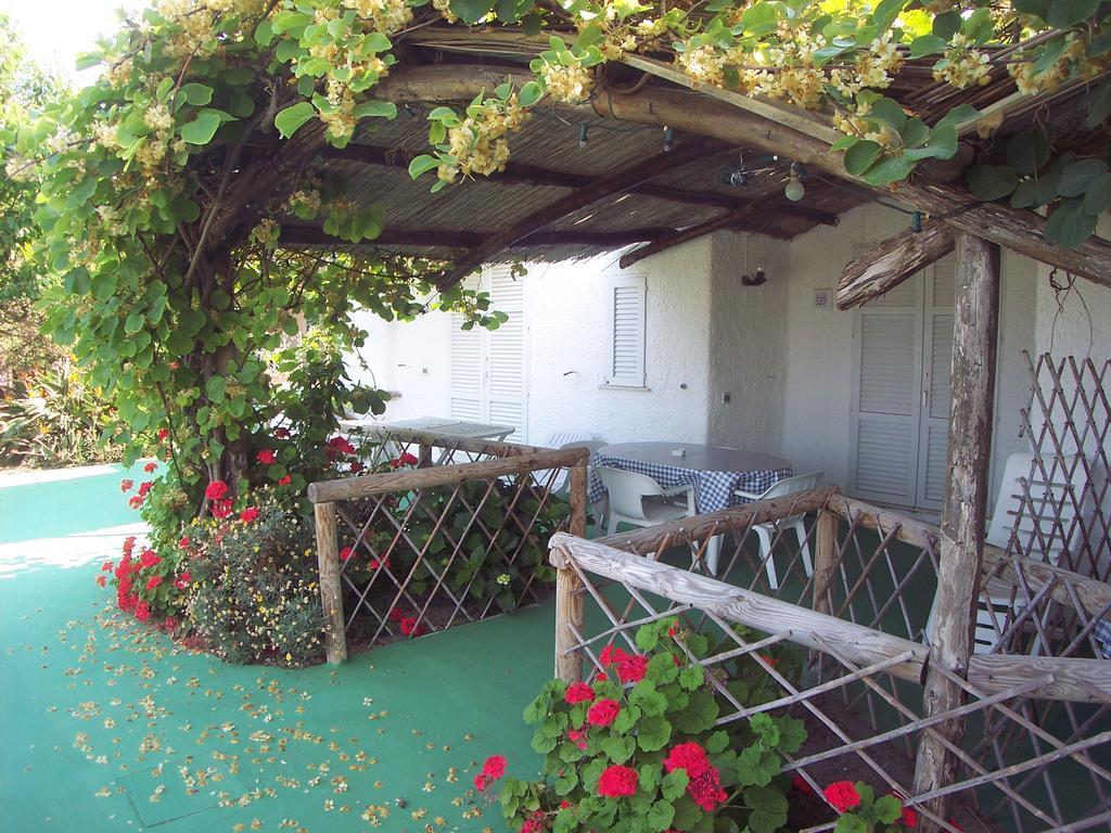 Aparthotel Villa Marinu Forio  Exterior photo