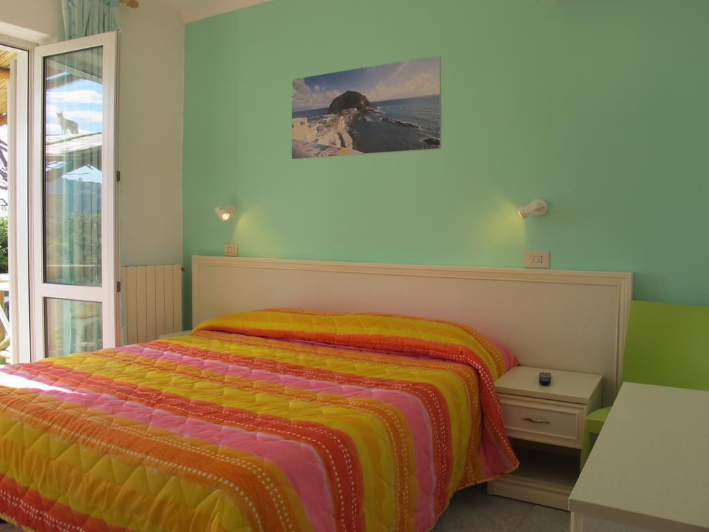 Aparthotel Villa Marinu Forio  Exterior photo